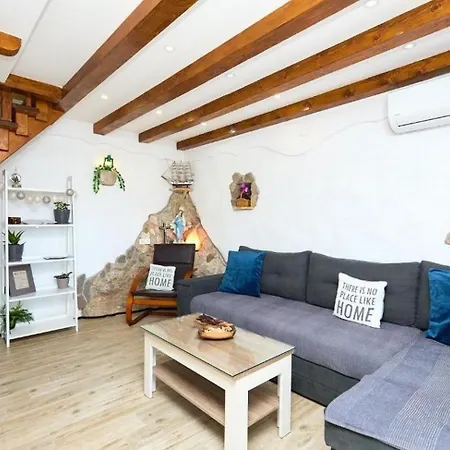 House With A Parking Space - Mljet - 22324 *