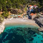 Holiday home House With A Parking Space - Mljet - 22324 *